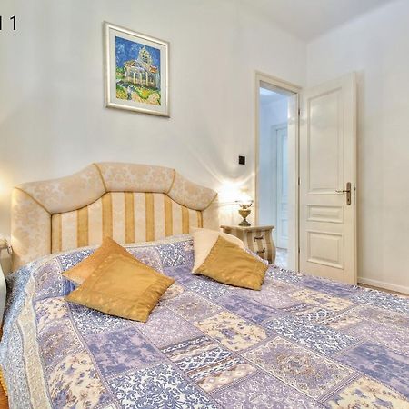 Boutique Apartman Villa Mediteran Porec Esterno foto