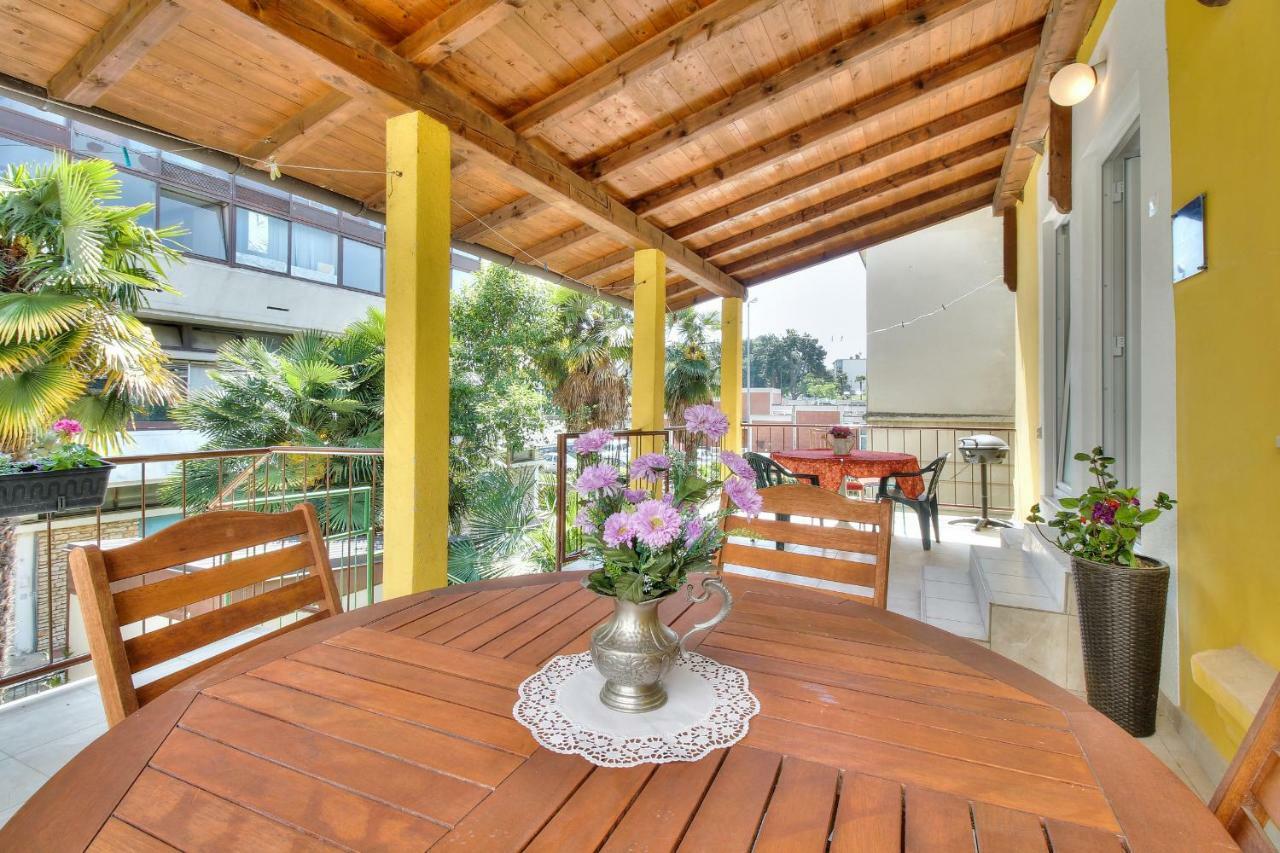 Boutique Apartman Villa Mediteran Porec Esterno foto