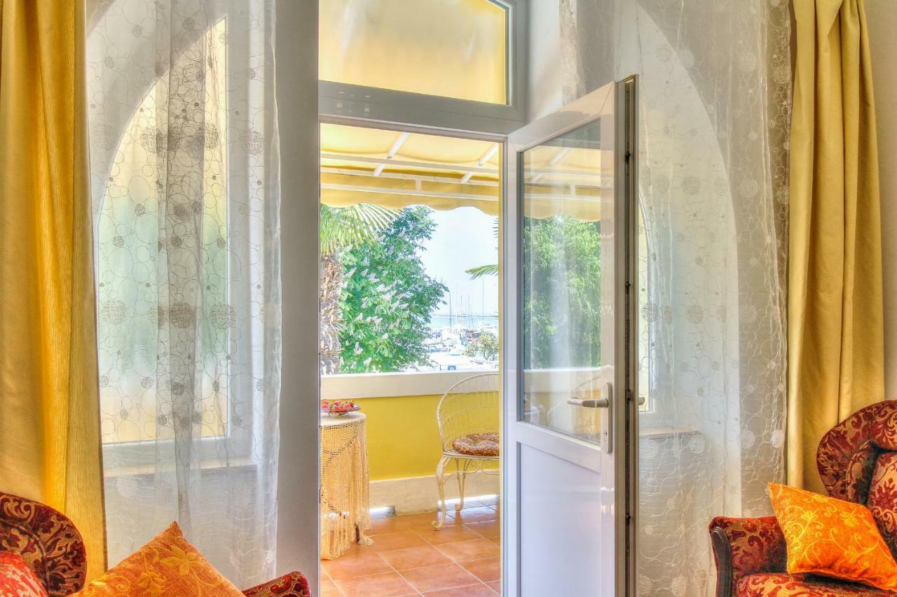 Boutique Apartman Villa Mediteran Porec Esterno foto